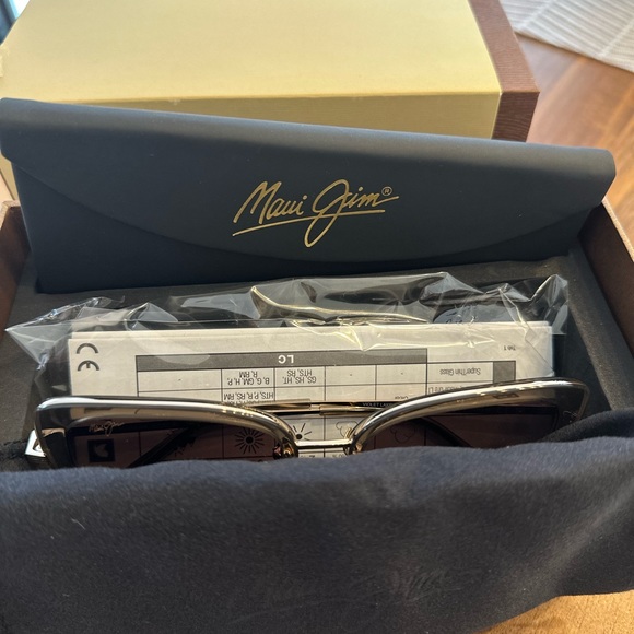 Maui Jim Violet Lake Women’s Sunglasses main image 6